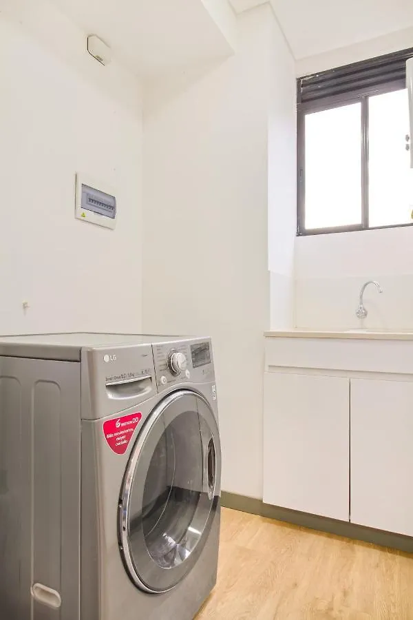 Prosperity Experience Class Suites El Poblado 2Br Wifi メデジン