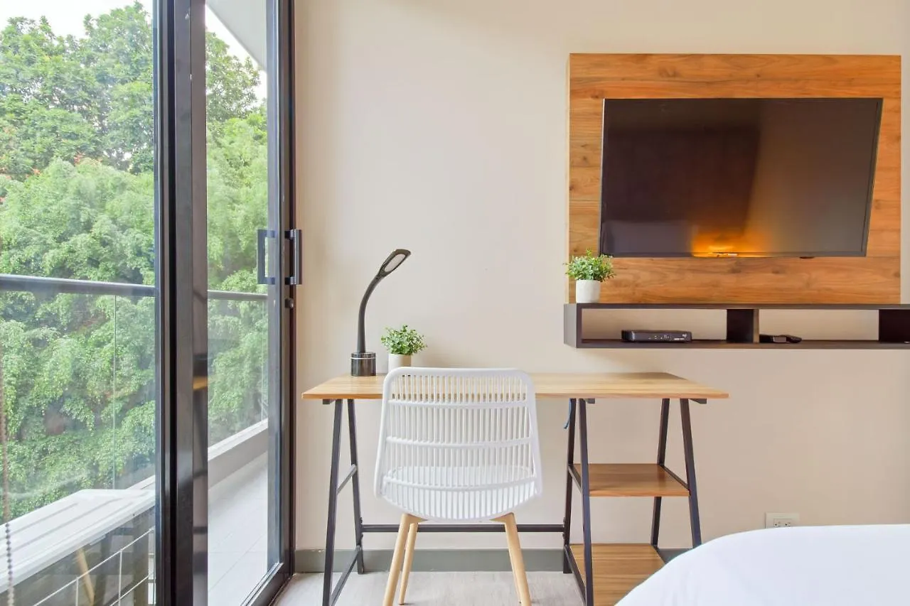 Prosperity Experience Class Suites El Poblado 2Br Wifi メデジン